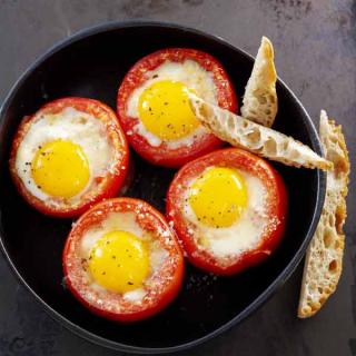 Oeufs cocotte en tomates Oeufs cocotte en tomates