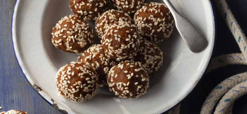 Energy balls datte et sésame Energy balls datte et sésame